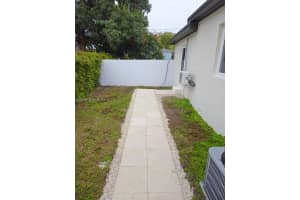 6820 SW 5th St #1, Miami, FL 33144, - MLS#A12000928