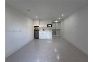 6820 SW 5th St #1, Miami, FL 33144, - MLS#A12000928