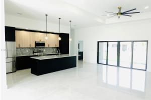 700 Biscayne Dr, Port Charlotte, FL 33953, - MLS#A12000931