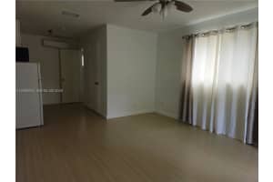 514 SW 2nd Ave b, Hallandale Beach, FL 33009, - MLS#A12000933