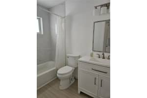 514 SW 2nd Ave b, Hallandale Beach, FL 33009, - MLS#A12000933