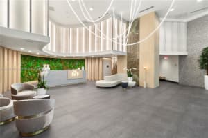 90 Sw 3rd St 2908, Miami