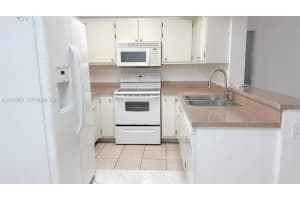 9491 S Palm Cir S 103, Pembroke Pines