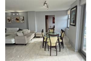 1912 S Ocean Dr APT 17C, Hallandale Beach, FL 33009, - MLS#A12000956