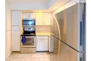 3440 N Pinewalk Dr N 518, Margate