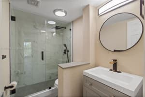 9441 SW 76th St APT V32, Miami, FL 33173, - MLS#A12000976