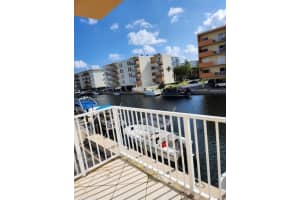 3536 Ne 168th St 403, North Miami Beach