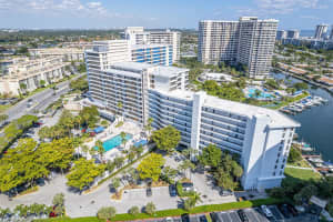 500 Three Islands Boulevard APT 222, Hallandale Beach, FL 33009, - MLS#A12001038