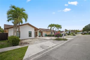 10105 Sw 144th Ave Miami, FL 33186 - MLS#A12001066