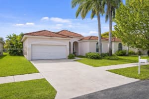 690 Se 30th Dr Homestead, FL 33033 - MLS#A12001076