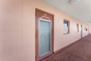 9401 Sunrise Lakes Blvd 307 Sunrise, FL 33322 - MLS#A12001130