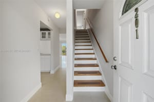 301 NW 109th Ave APT 201, Miami, FL 33172, - MLS#A12001136