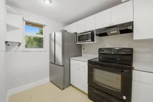 301 NW 109th Ave APT 201, Miami, FL 33172, - MLS#A12001136