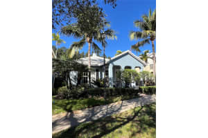 184 W Bay Cedar Cir Jupiter, FL 33458 - MLS#A12001137