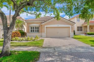 1414 Banyan Way, Weston