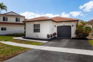 17816 Sw 10th Ln, Pembroke Pines