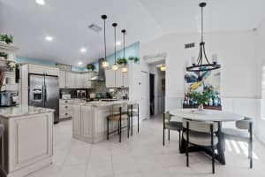 17816 SW 10th Ln, Pembroke Pines, FL 33029, - MLS#A12001196