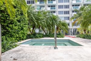 1200 West Ave, Miami Beach, FL 33139, - MLS#A12001215
