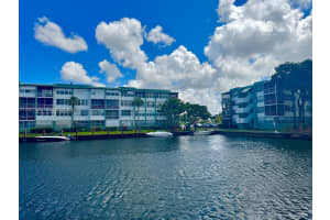 2741 Taft St APT 404, Hollywood, FL 33020, - MLS#A12001218