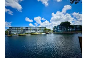 2741 Taft St APT 404, Hollywood, FL 33020, - MLS#A12001218