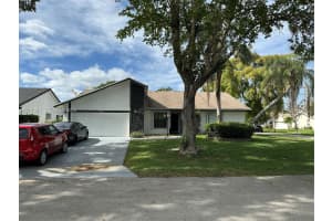 7003 Nw 40th Pl Coral Springs, FL 33065 - MLS#A12001221