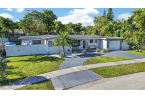 9220 Marine Dr Cutler Bay, FL 33189 - MLS#A12001229