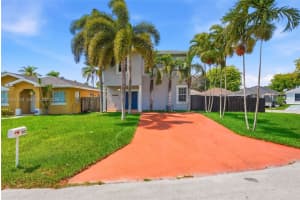 902 SW 8th Pl #0, Florida City, FL 33034, - MLS#A12001234
