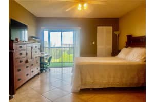 5860 NW 44th St APT 804, Lauderhill, FL 33319, - MLS#A12001242