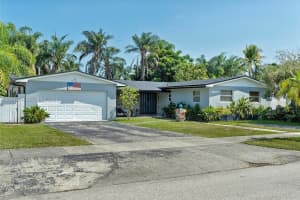 19751 Sw 84th Ave, Cutler Bay