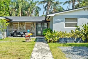 19751 SW 84th Ave, Cutler Bay, FL 33189, - MLS#A12001254
