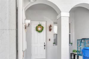 1024 Ne 208th St Miami, FL 33179 - MLS#A12001260