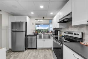6701 SW 116th Ct APT 406, Miami, FL 33173, - MLS#A12001277