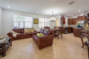 3301 Nw 125th Ave Sunrise, FL 33323 - MLS#A12001280