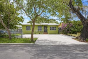 1710 Sw 13th Street, Miami