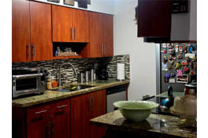 4865 SW 64th Ave, Davie, FL 33314, - MLS#A12001290