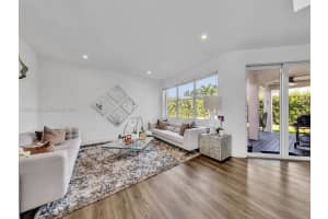 1042 Thistle Creek Ct, Weston, FL 33327, - MLS#A12001294