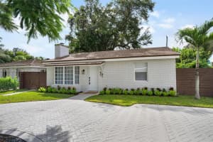 212 NW 103rd St, Miami, FL 33150, - MLS#A12001295