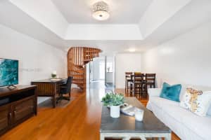 635 Euclid Ave APT 225, Miami Beach, FL 33139, - MLS#A12001301