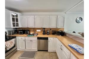 7830 Dickens Ave APT 203, Miami Beach, FL 33141, - MLS#A12001311