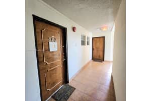 7830 Dickens Ave APT 203, Miami Beach, FL 33141, - MLS#A12001311