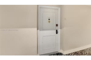 5601 Collins Ave APT 711, Miami Beach, FL 33140, - MLS#A12001318
