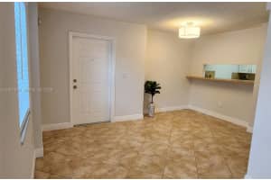 29 Santillane Ave 2 Coral Gables, FL 33134 - MLS#A12001319