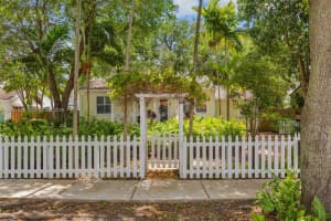 6382 38th Street, Miami, FL 33155 - MLS#A12001326