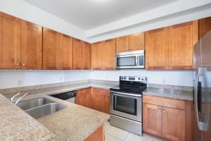 10012 NW 7th St UNIT 216, Miami, FL 33172, - MLS#A12001339