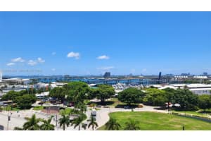 Vizcayne, 253 NE 2nd St APT 1004, Miami, FL 33132, - MLS#A12001342