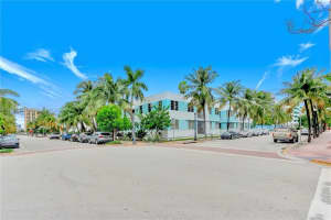 135 3rd St APT 25, Miami Beach, FL 33139, - MLS#A12001355