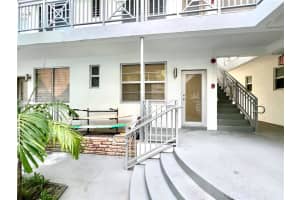 135 3rd St APT 25, Miami Beach, FL 33139, - MLS#A12001355