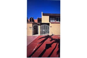 4372 W 11th Ln 30, Hialeah