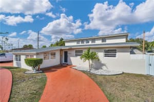 8241 Sw 12th Ter Miami, FL 33144 - MLS#A12001377