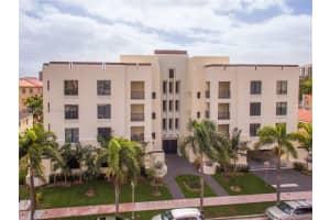 26 Santillane Ave #303, Coral Gables, FL 33134, - MLS#A12001378